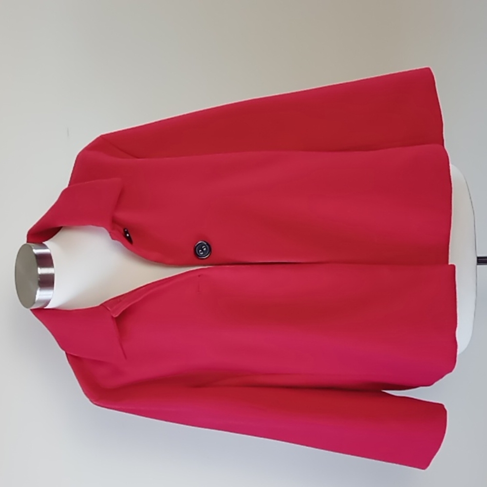 CHICO'S Short Blazer